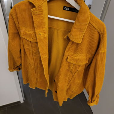 Yellow jacket