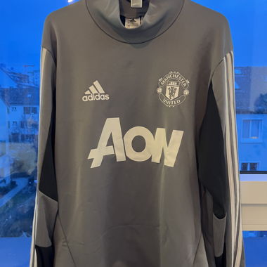 Manchester United training longsleeve