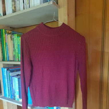 🥀 H&M Knit & Wine Red Turtleneck