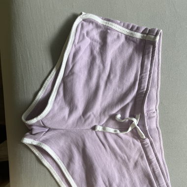 Kurze Stoffhosen