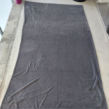 Couverture grise grande