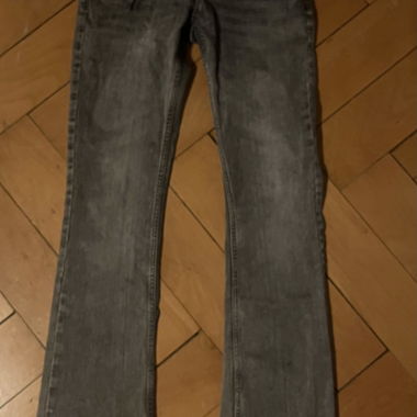 H&M Low-Waist-Jeans