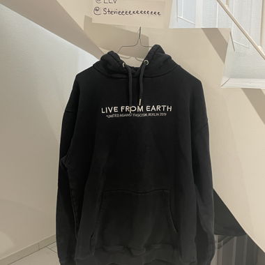 LIVE FROM EARTH HOODIE