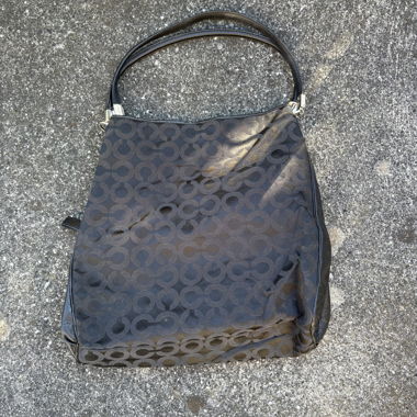 Borsa a tracolla Coach monogram nera