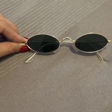 Oval sunnies