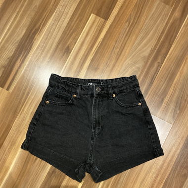 Kurze Hose Schwarz