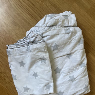 Bettwäsche 140 x 180 und 2 Kopfkissen ca. 45x 65 
