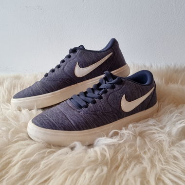 Nike SB