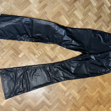Faux Lederhose