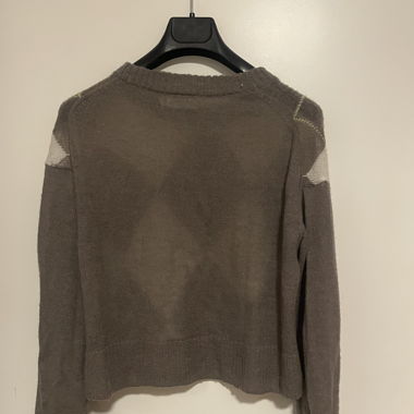 Cozy sweater, perfect for those autumn days