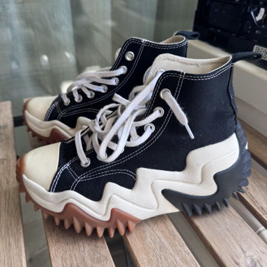 Converse Run Star Motion