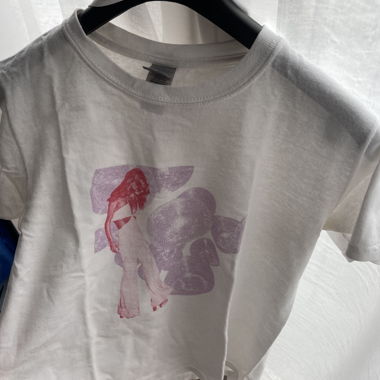 T-shirt grafica