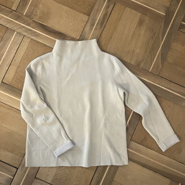 Handknit pullover