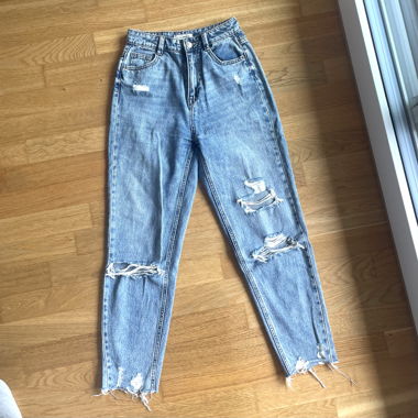 Destroyed Mom Jeans