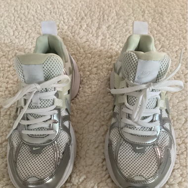 NIKE Sneaker Gr. 38.5
