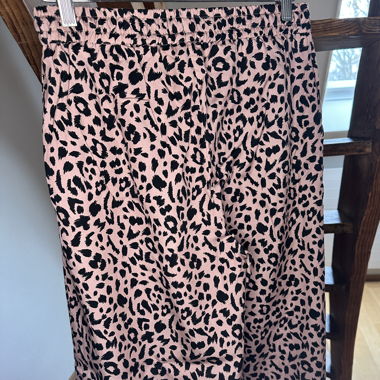 CALL ME BINA Tencel pants with leo print 36-38