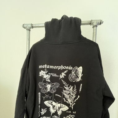 Backprint schwarzer Hoodie