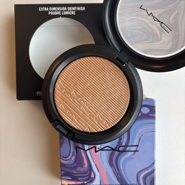 MAC Highlighter Puder