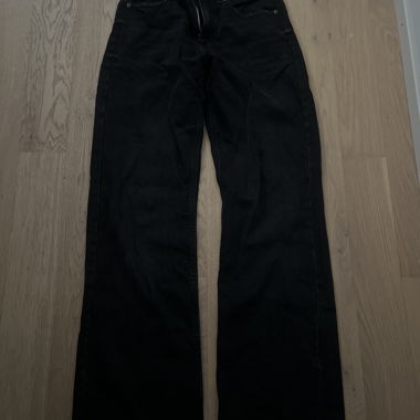Jeans neri dritti