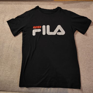 T-shirt nero Fila