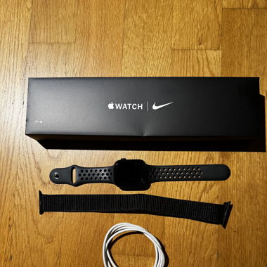 AppleWatch Series 7 Nike