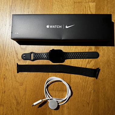 AppleWatch Series 7 Nike