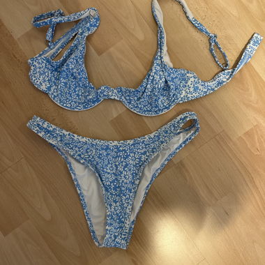Bikini Billabong