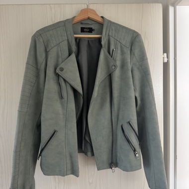 Neuwertige Wildlederjacke (kein echtes Leder) 