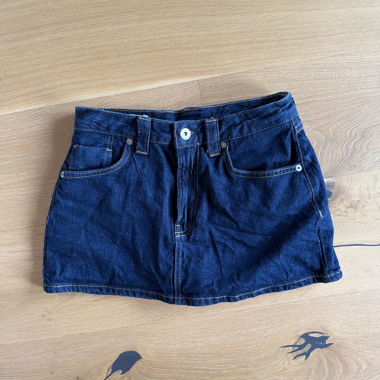 Jupe en denim Stradivarius avec pantalon intégré