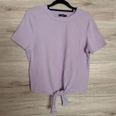 pastel purple ribbed short sleeved top