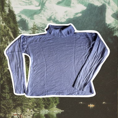 Pull col roulé bleu lavande