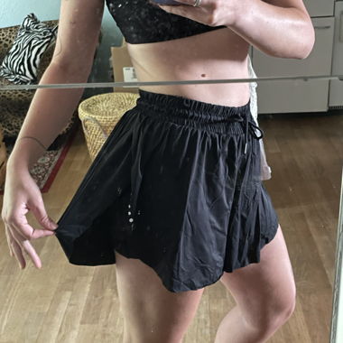Deux shorts de sport Next