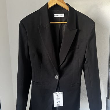 Schwarzer Blazer 