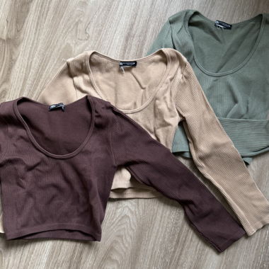 3 crop-tops