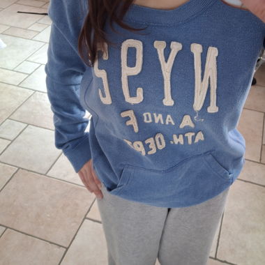 Abercrombie Sweatshirt