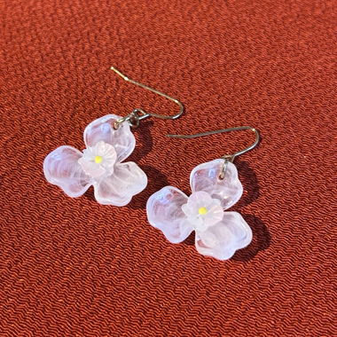 Orecchini a forma di fiori