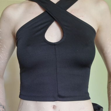 Black Ribbed Crop Top