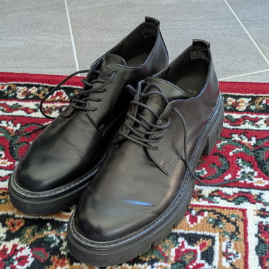 chaussure à lacets, Schnürschuh