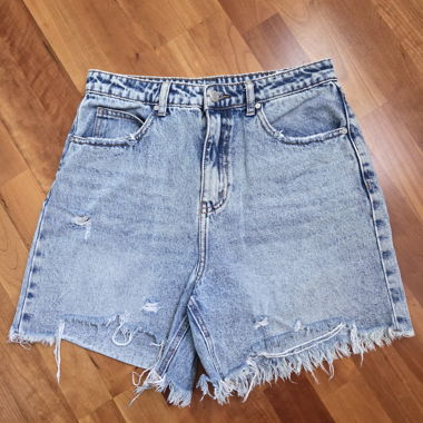Shorts en jean / Hot pants avec franges