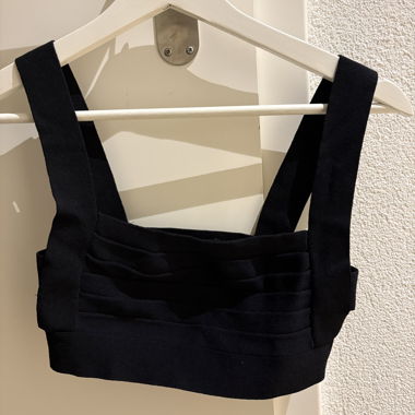 Black crop top