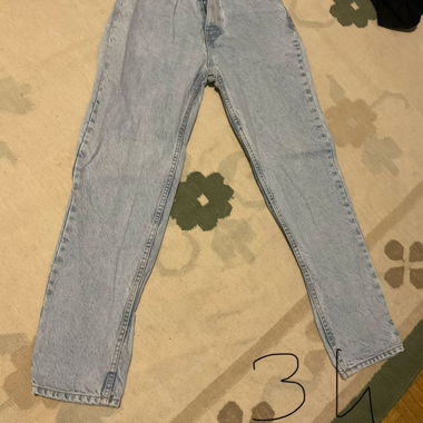 Jeans mit hellem Waschbild