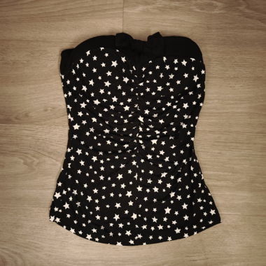 Cute top with little stars