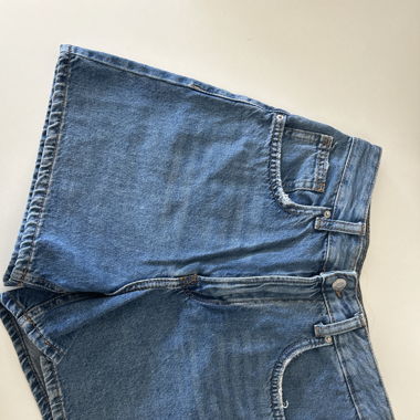 Short bleu foncée 