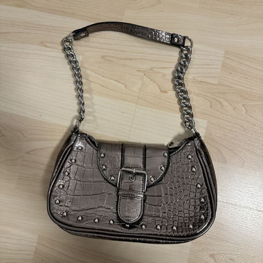 Metallic mini handbag with chain
