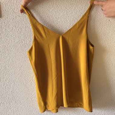 Gelbes Spaghetti-Top