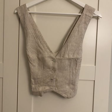 Abercrombie & Fitch top