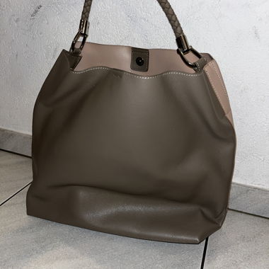 Big bicolour bag