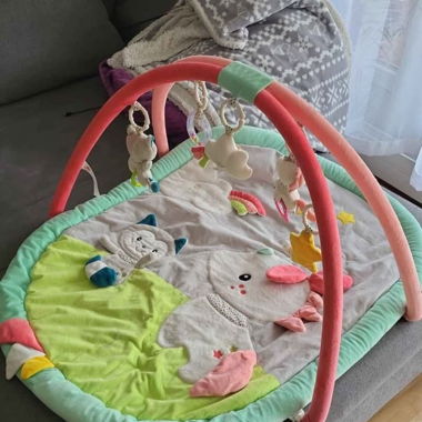 Baby Spielbogen