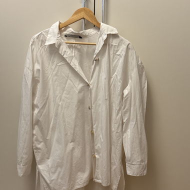 Weisse Oversize-Bluse