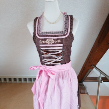 Kurzdirndl mit Schürze Gr. S dressforfun